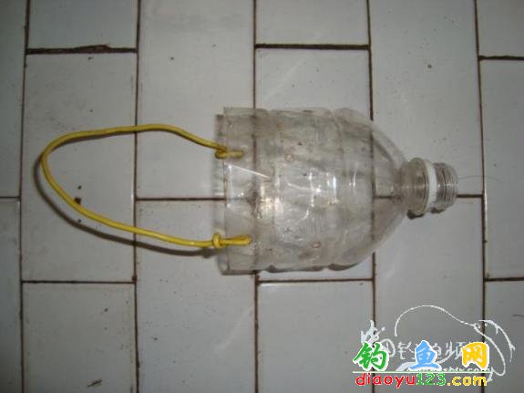 自制钓鱼用打窝器_钓鱼人必看