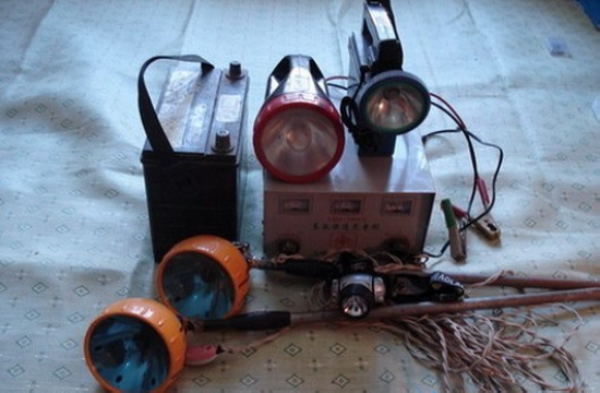 户外野钓(连续奋战)钓具选择_钓鱼人必看_钓鱼