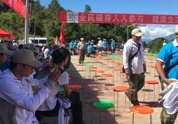 钓鱼